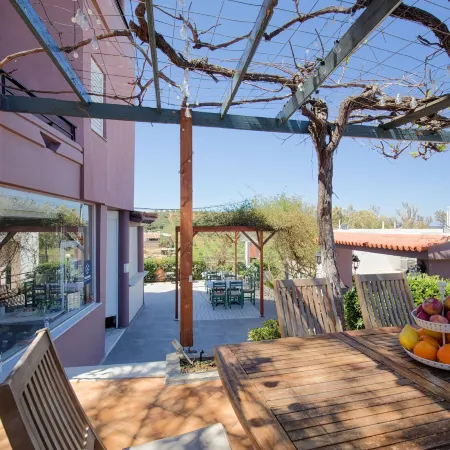 Yasmine Apartments and Rooms