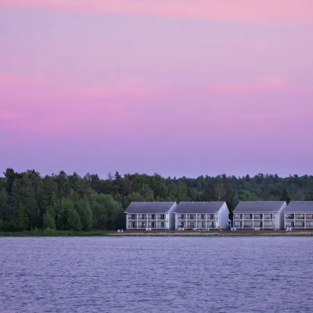 Clearwater Lakeshore Motel Hotels in Cheboygan County
