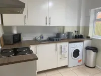Birmingham - 4Br - Sleeps 9 - Parking - Garden