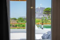 Tre Fiori - The Retreat Suites Hotel di Fira