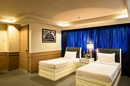 Anchor Hotel Отели в г. Генерал-Сантос