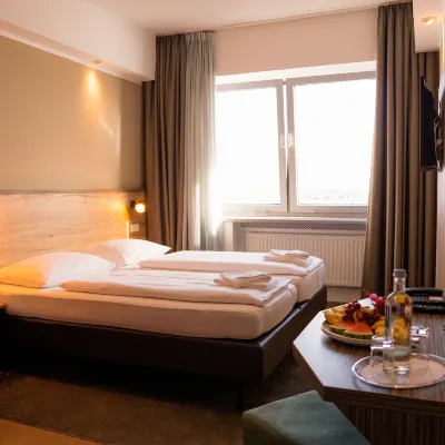 Hotel Sportforum Hotels near DKB-Arena