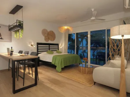 Bocas del Mar Отели рядом с достопримечательностью «Isla Palenque»