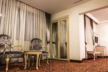 Atropat Old City Hotel