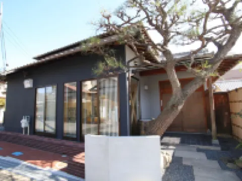 ゲストハウス BOND 島本町のホテル