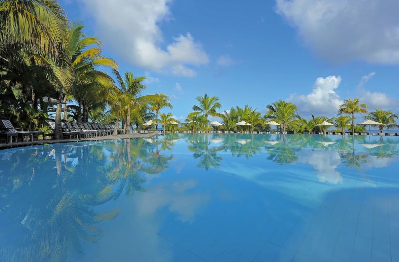 Victoria Beachcomber Resort & Spa photo 3
