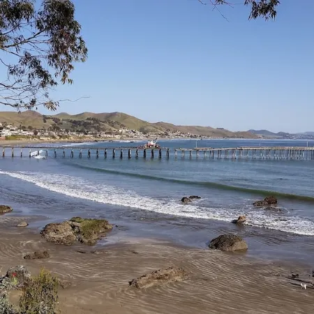 FULL OCEAN VIEW!!! 3 minute walk to beach, WiFi, Dogs welcomed upon approval