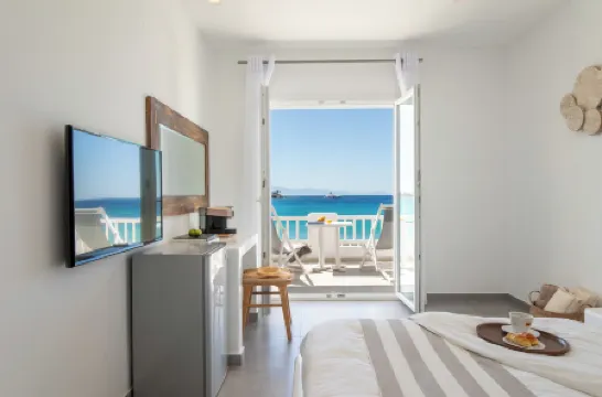 阿克洛基亞里酒店