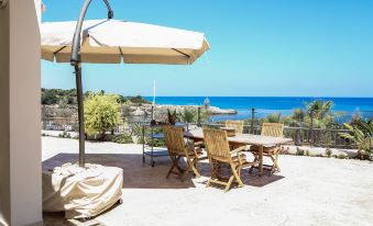 Phaedrus Living: Seaside Luxury Villa Anafi