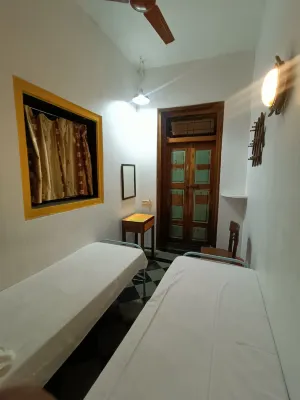 Hostel Vasantashram CST Mumbai, Free Wifi with 1940s Retro Vibe 벤디 바자르 주변 호텔