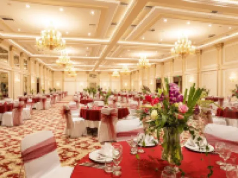 Ramada by Wyndham Sofia City Center โรงแรมในโซเฟีย