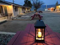 Lakeview Motel Hotel dekat Nuui Cunni Native American Intertribal Cultural Center and Museum