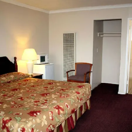 Sunset Inn and Suites West Sacramento