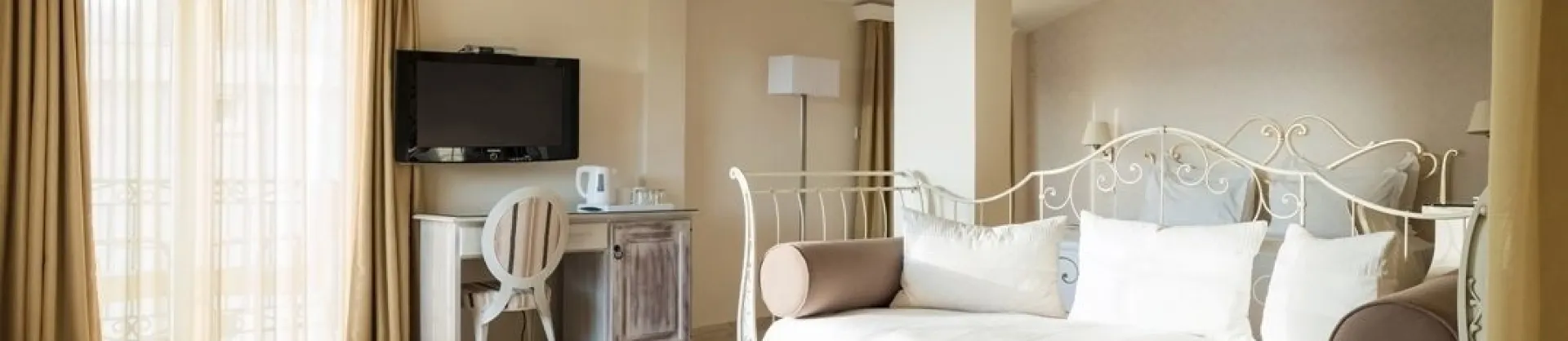 4-Star Select Hotels