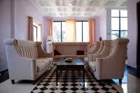 Metzy Residence Hotel Hôtels à : Serrekunda