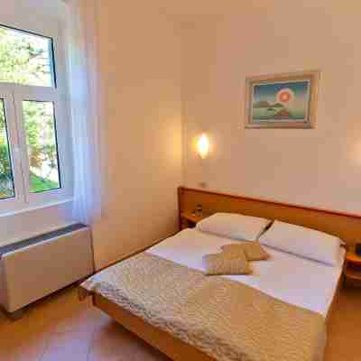Villa Tamaris - Hotel Resort Dražica Rooms
