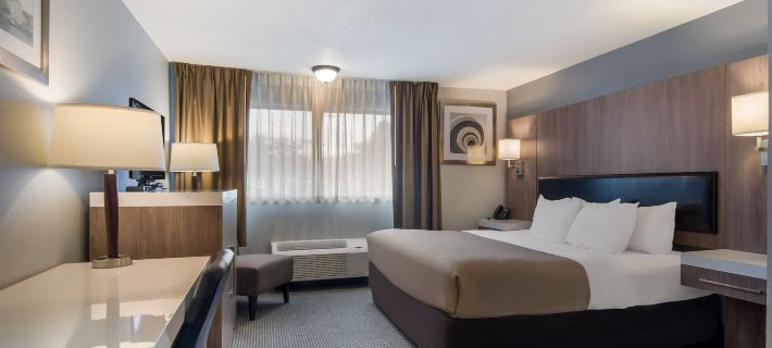 Quality Inn & Suites Silverdale Bangor-Keyport Hotels in Kitsap County