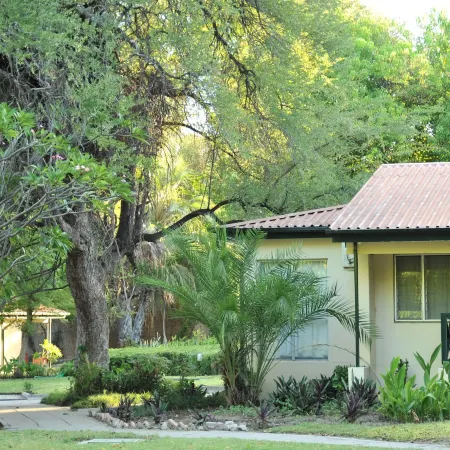 Cresta Riley's Hotel