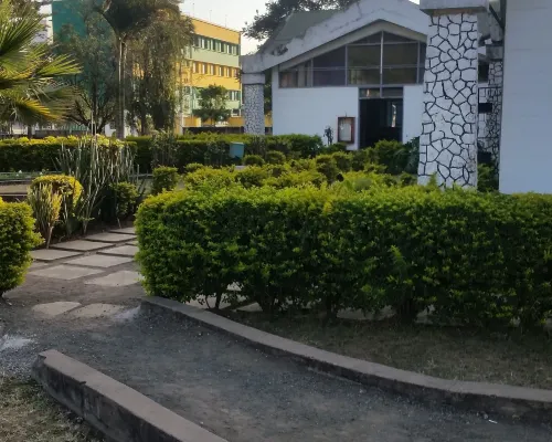 Raha Leo Inn Ngoại thất Photos