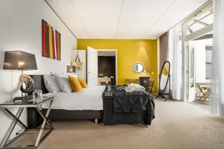 Post-Plaza Hotel & Grand Café Отели в г. Suwald