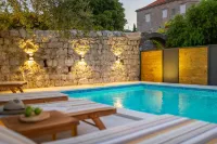 Hedera Estate, Villa Hedera IV - Private Pools