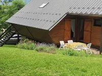 Chalet in the mountains, Massif du Vercors, 1100 meters, Piano at your disposal