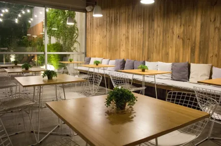 Lemon Suites Отели рядом с достопримечательностью «Museo Historico de Cera»