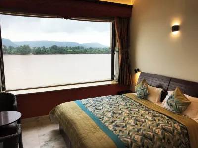 TreeHouseNarmade A Riverfront Resort Spa Hotel in zona Sardar Patel Statue