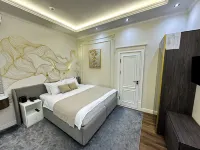 Qadim Hotel