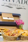 Privado Hotels - breakfast