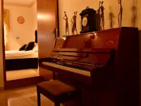 The German House โรงแรมในอาเกร