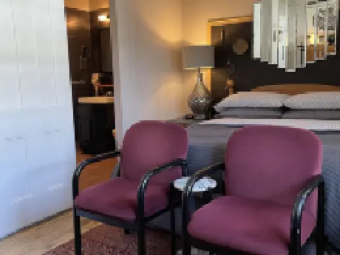 La Maison de Ville - Bed & Bistro Hotels in Magog