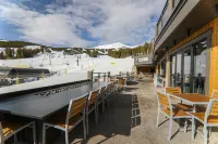 Grand Colorado on Peak 8 Hotel a Copper Mountain
