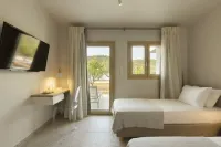 Villa Aura Loutraki Hotels near Corinth Canal
