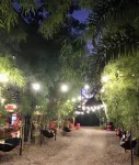 100% Cafe Moto Hostel