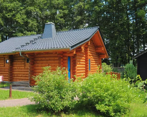 Log Cabin by Fahrsee with Lake Sauna Hotéis em Templin