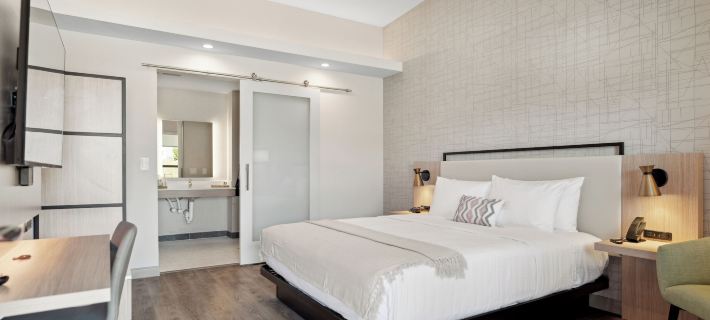 Evergreen Hotel Hotels in Marin County