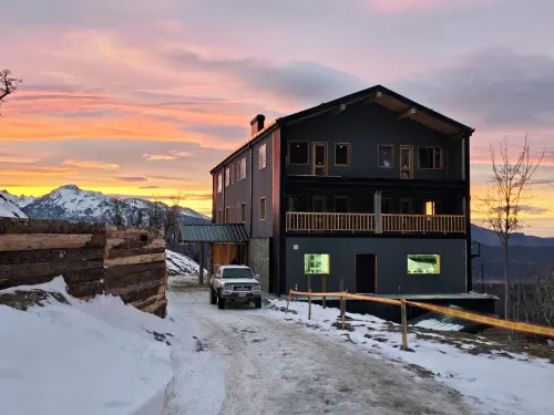 Après Ski Lodge de Montaña Hotels in El Bolson