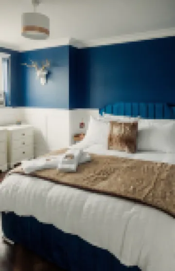 The Hikers House - Coastal & Riverside Retreat with Mourne Mountain Views