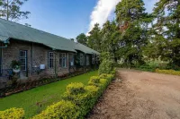 Bluechip Leisure Summerhill Bungalow Hotels in Кандапола