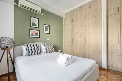 Dew 1-Bedroom Apartment in Athens