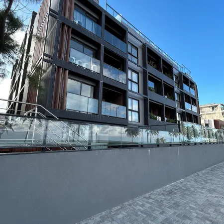Melhores Flats - Luxuoso beira-mar Отели в г. Кабеделу