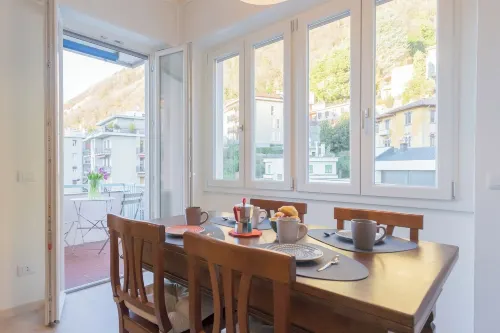White Lake View Apartment by Rent All Como - con vista montagne