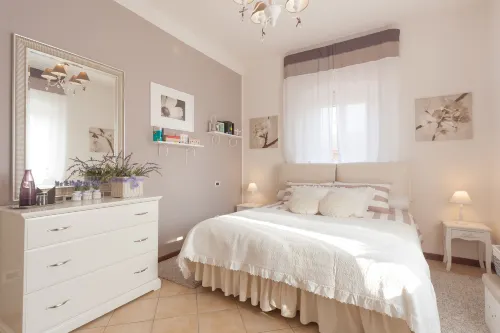 니나 게스트하우스