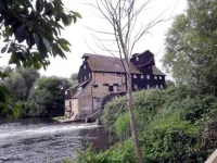 Three Horseshoes Inn Hotel a The Stukeleys
