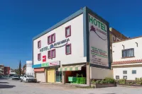OYO Hotel Bugambilia San Luis Potosi - 2-Star