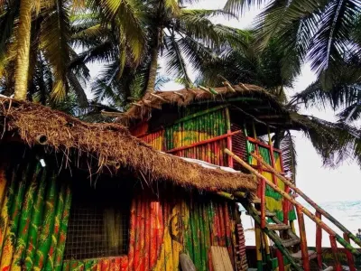 Natural Bamboo Village Các khách sạn gần Cape Coast Technical University