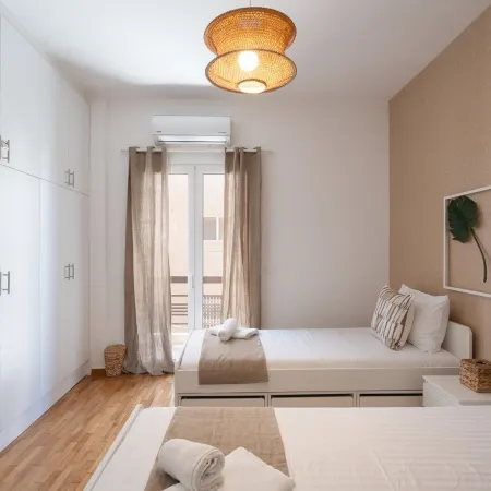 LIV - Seaside Getaway in Glyfada