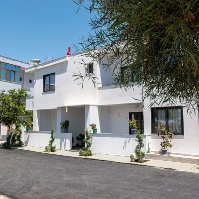 Vila Sefedin Hotels near Ksamil Islands