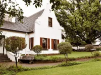 Oak View Manor Hotels in Sedibeng
